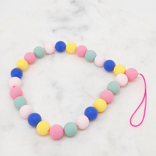 Bracelet téléphone de la marque MILË MILA orné de perles en résine multicolore